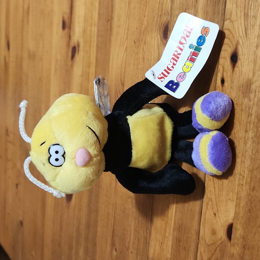 Bee 🐝 Beanie by Sugarloaf 8.5" Soft & Plush NWT